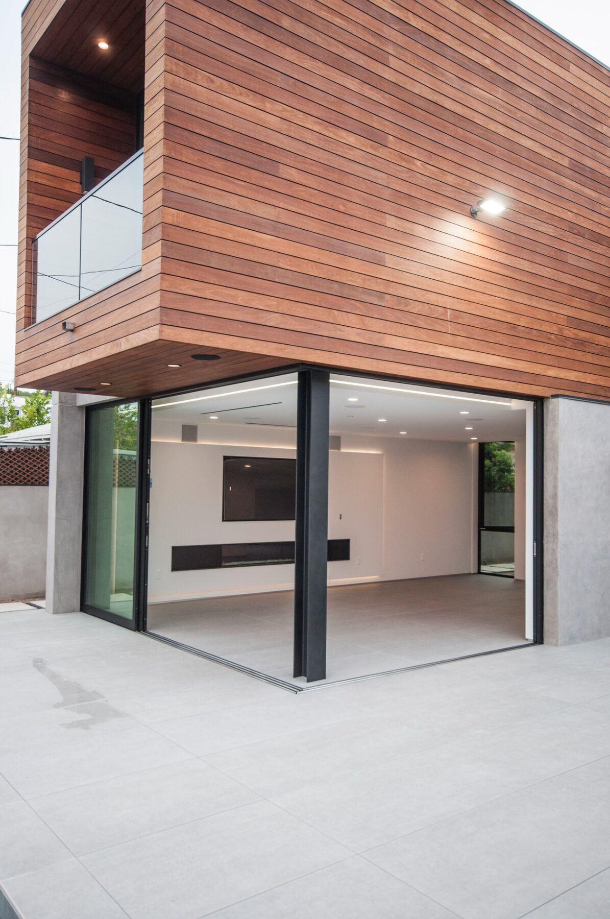 Built wood cladding and supporting post detail