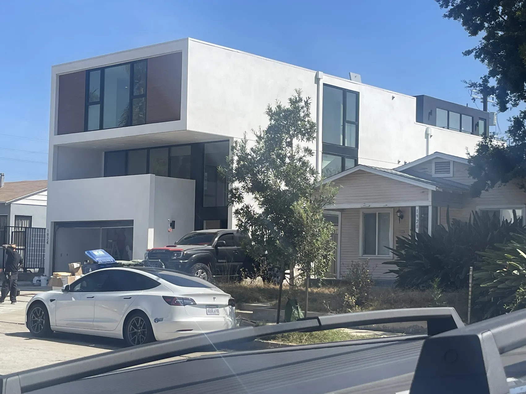 Second Federal condominium street frontage among neighboring homes