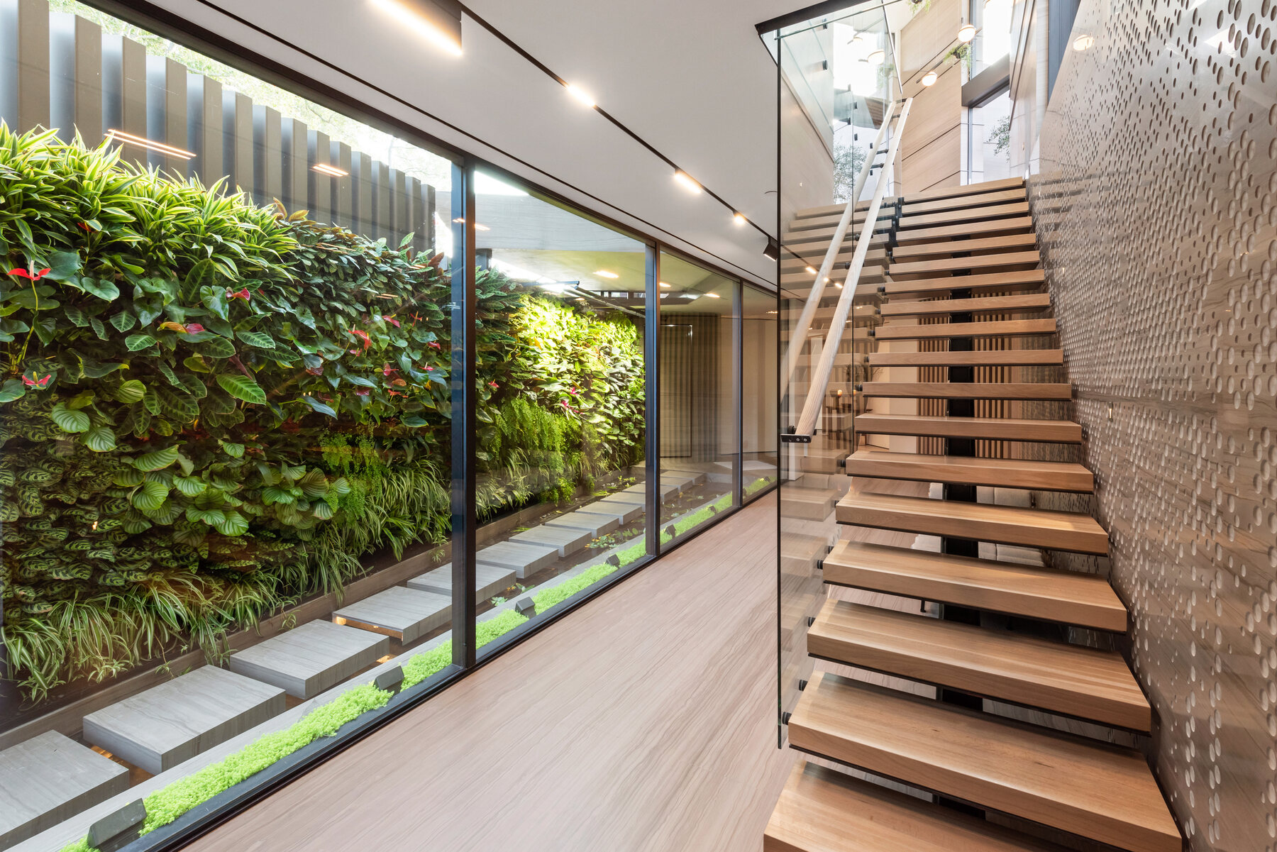 Readcrest living wall and stair